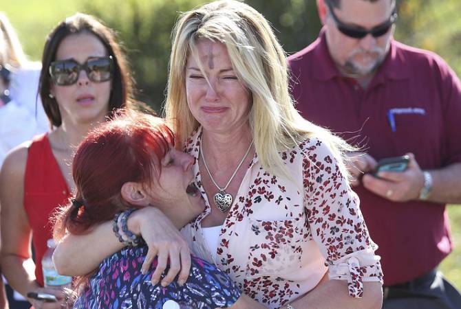 Առնվազն 17 մարդ Է զոհվել Ֆլորիդայի դպրոցում տեղի ունեցած հրաձգության 
հետեւանքով 