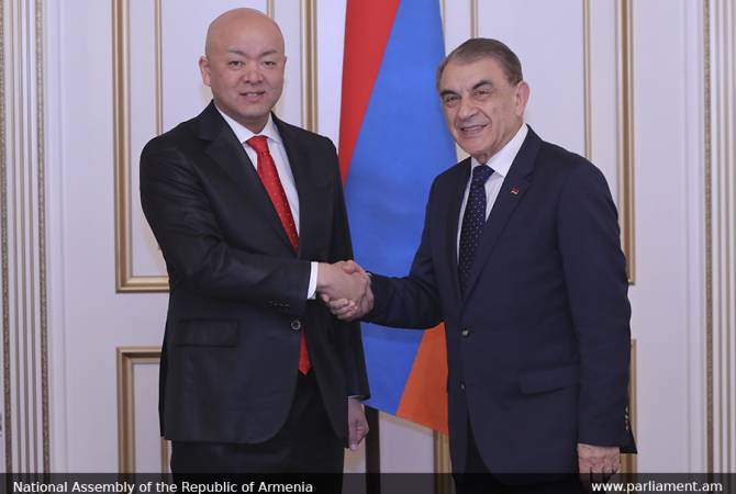 Parliament Speaker holds meeting with Japan’s Parliamentary Vice-Minister for Foreign Affairs in 
Yerevan