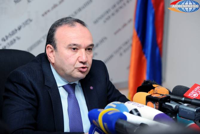 Министр образования и науки Армении Левон Мкртчян поддерживает кандидатуру Армена Саргсяна на посту президента Армении