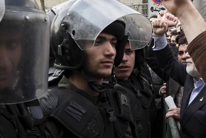 Իրանի ոստիկանությունն առնվազն 300 մարդ Է ձերբակալել Թեհրանում տեղի ունեցած անկարգությունների համար
