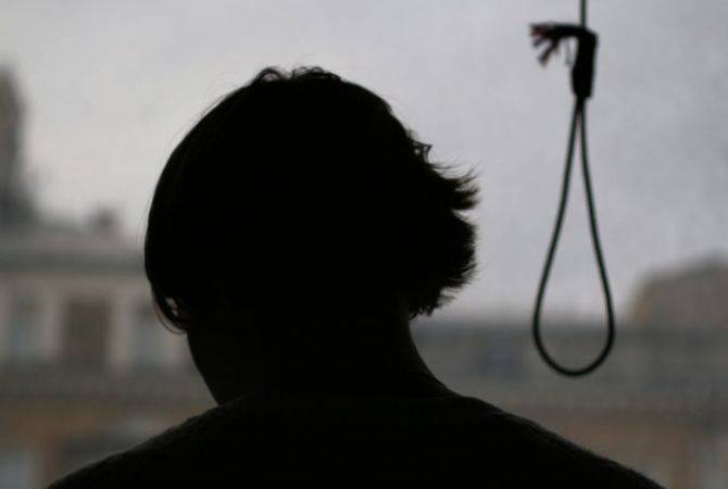 «Ադրբեջանից արդեն ինքնասպանության հոտ է գալիս». փորձագետները նշում են 
ինքնասպանությունների թվի աճի հիմնական պատճառները