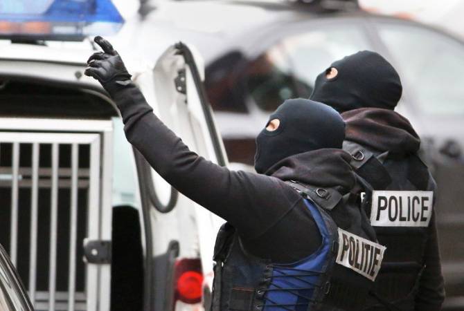 СМИ: полиция проводит в Брюсселе крупную спецоперацию против вооруженных 
преступников