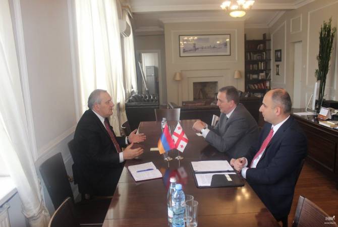 Посол Армении встретился с министром культуры и спорта Грузии
