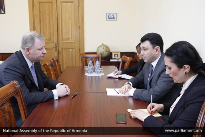 Вице-спикер НС Армении принял посла Литвы
