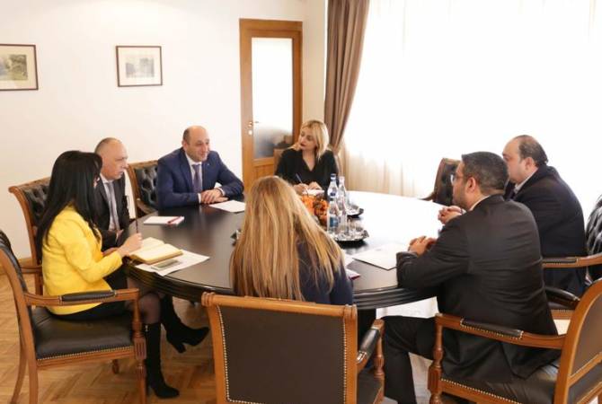 Armenian Minister of Economy, Ambassador of Syria discuss opportunities for export