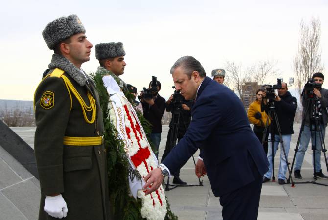 Վրաստանի վարչապետը Ծիծեռնակաբերդում հարգեց անմեղ զոհերի հիշատակը