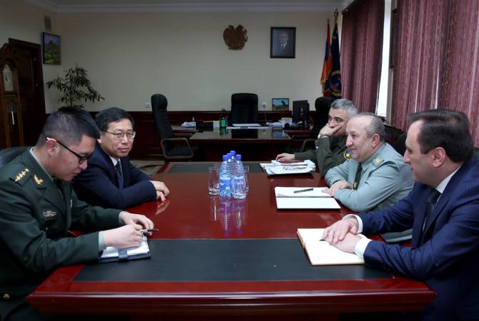 Chief of General Staff of Armenian Armed Forces holds meeting with Chinese Ambassador