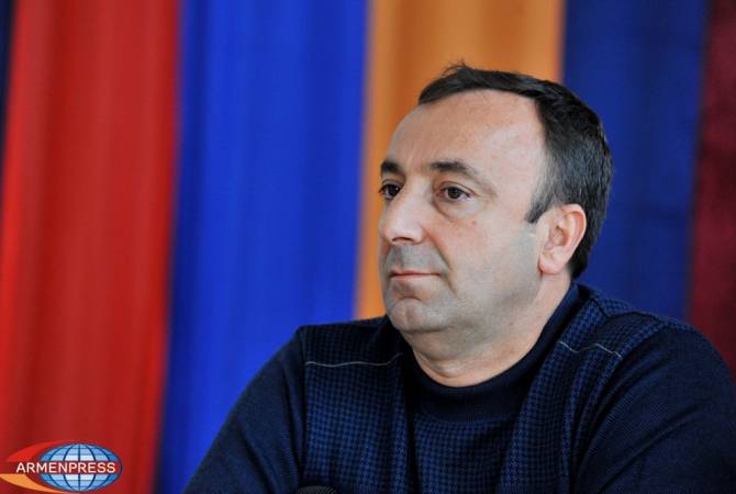 “I’m back to my roots” – Hrayr Tovmasyan introduced to Constitutional Court members after 
election to office 