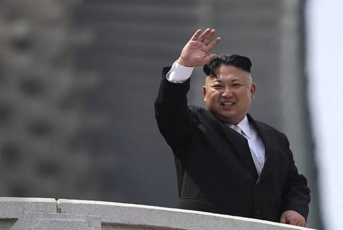 СМИ: Ким Чен Ын договорился с посланниками лидера Южной Кореи относительно 
саммита
