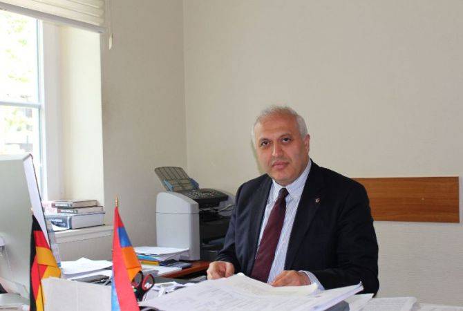 Armenian Ambassador delivers remarks in Thomas-Morus Academy of Cologne 