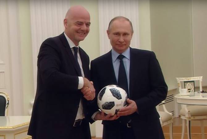 Путин и Инфантино сыграли в футбол в Кремле