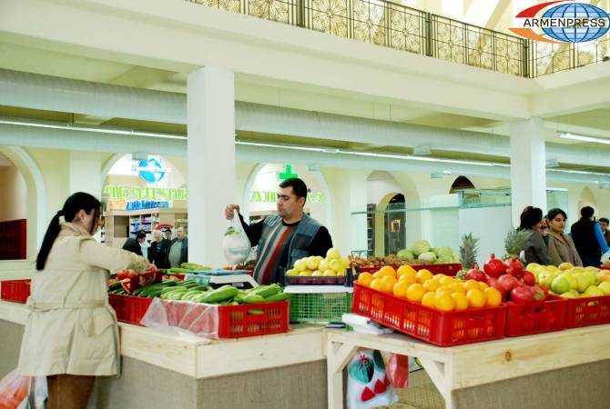 0.5% decrease in prices registered in Armenia’s consumer market in February compared to 
January 2018