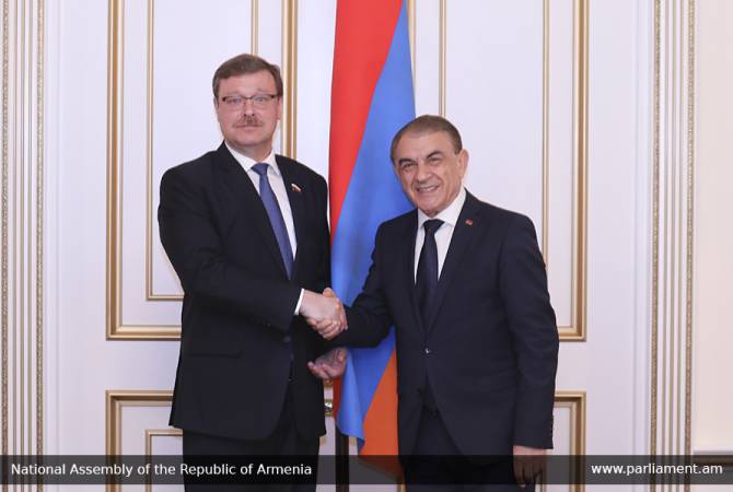 Спикер парламента Армении принял делегацию СФ ФС РФ
