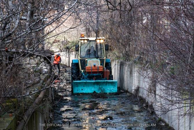 Երևանում մեկնարկել են գետերի և  ջրանցքների  հուների մաքրման աշխատանքները