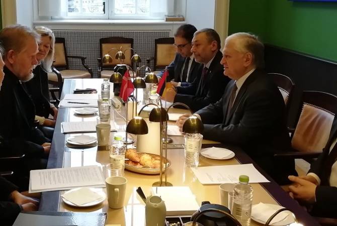 Министр иностранных дел Армении встретился с вице-спикером парламента Дании
