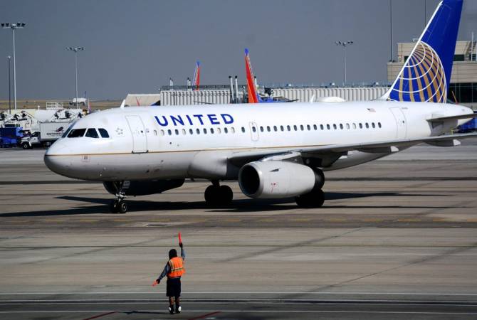 United Airlines flight diverted after discovering dog on board 