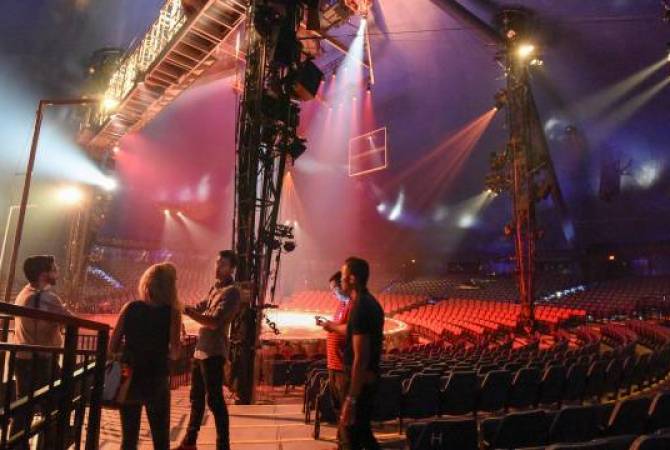Cirque du Soleil aerialist dies after fall during Florida show