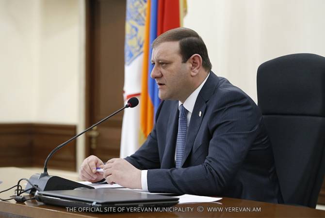 Началось заседание совета старейшин Еревана: «Елк» покинул зал заседаний