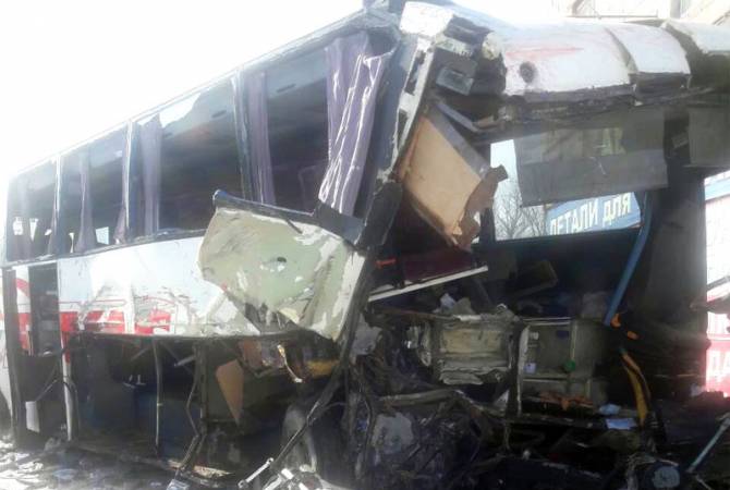 Авария автобуса Ереван-Тверь. Двое погибли, 8 ранены