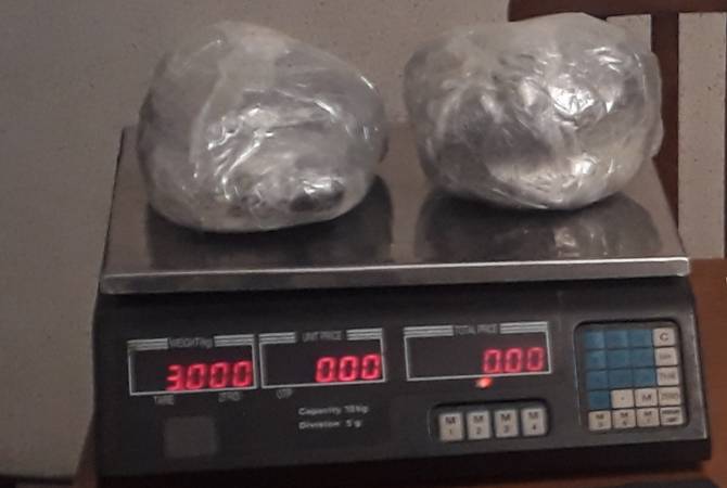 Iranian citizen throws 3 kg opium to Armenians waiting for him on the border – NSS Armenia 
prevents drug smuggling attempt