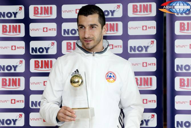 Mkhitaryan receives Armenia’s Best Player of the Year award