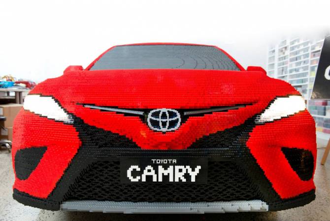 Lego-ի 500 հազար խորանարդիկները վերածել են Toyota Camry-ի 
