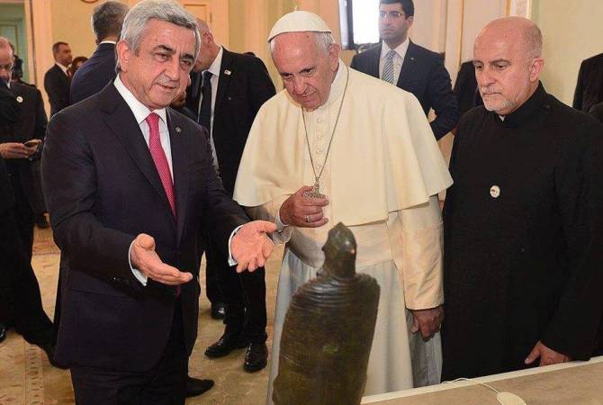 Папа Римский освятит бронзовую статую Григора Нарекаци в садах Ватикана