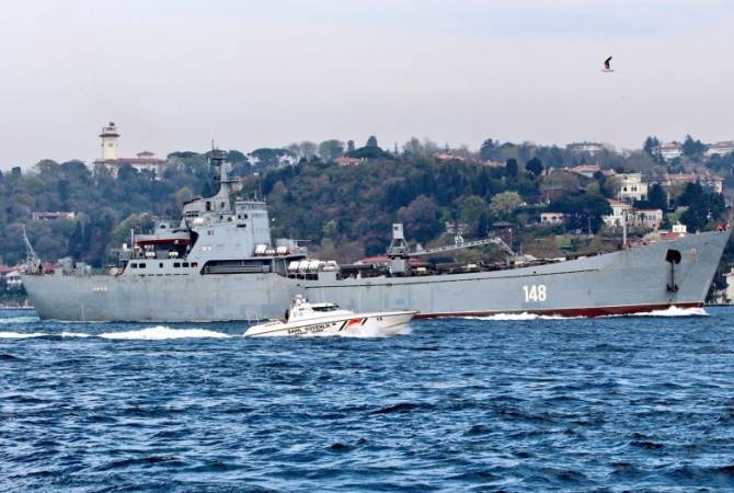 В Средиземное море вошел десантный корабль ВМФ России