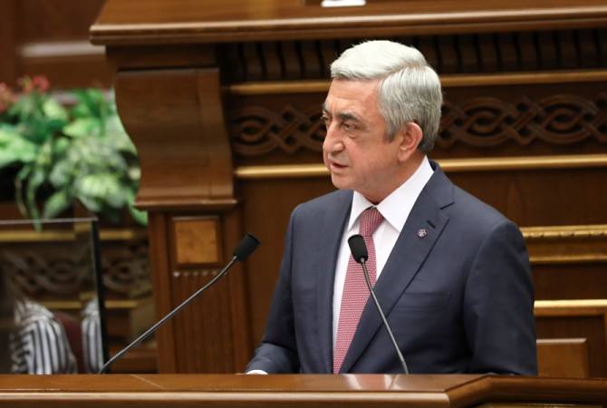 رئيس الوزراء المنتخب سيرج سركيسيان يقول في كلمته الأولى أمام البرلمان أنهم مستعدون للمضي 
قدماً في تطوير أرمينيا ويمد يد التعاون مع المعارضة