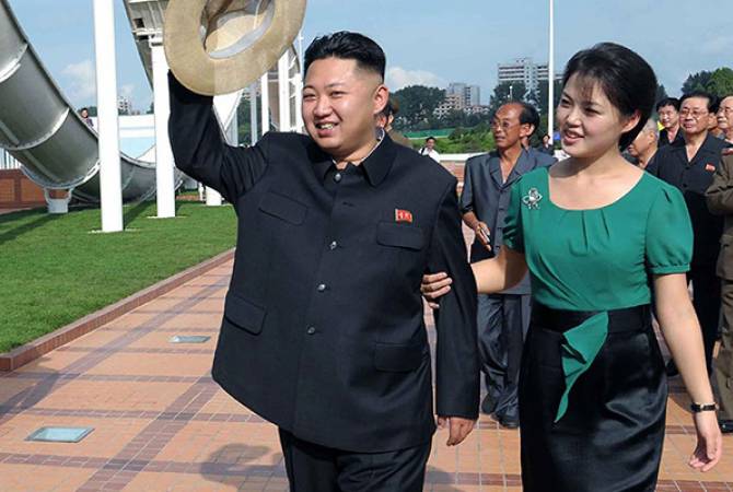 Супругу Ким Чен Ына признали "уважаемой первой леди КНДР"