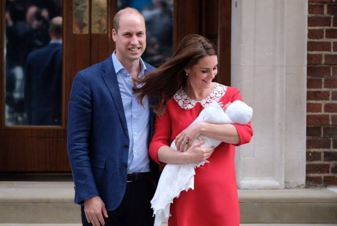Принц Чарльз признался, что не знает, как будет справляться с тремя внуками
