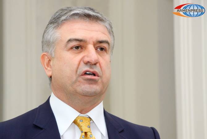 Нестабильность не может принести стране пользу: Карен Карапетян призвал граждан 
Армении к максимальной сдержанности