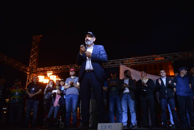 رئيس تكتل يلك البرلمانية نيكول باشينيان يحث على وقف جميع أعمال العصيان المدني في أرمينيا