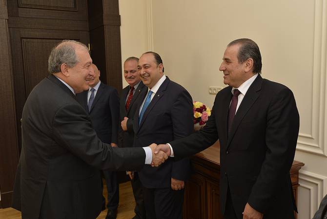 Президент Армении принял группу представителей армянской общины Сирии
