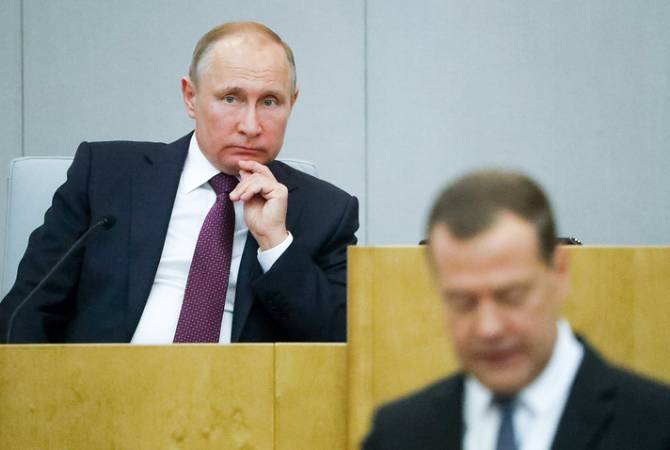 Дмитрий Медведев продолжит возглавлять правительство РФ
