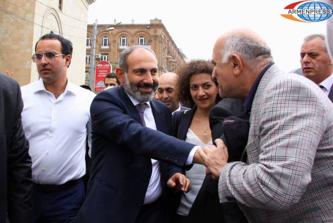 Был лидером протестного движения, а сейчас является премьер-министром Армении: The 
New York Times о событиях в Армении
