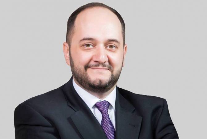 Министр науки и образования Араик  Арутюнян представил свой первый рабочий день