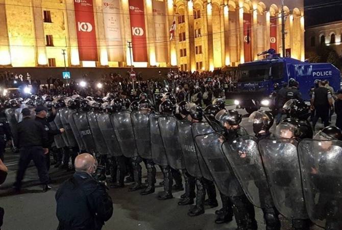 В Тбилиси завершились акции протеста