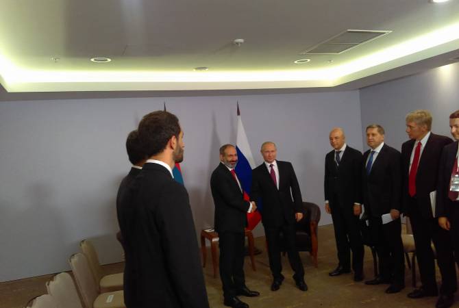 رئيس الوزراء الأرميني نيكول باشينيان يجتمع مع الرئيس الروسي فلاديمير بوتين في سوتشي