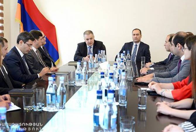 Armenia's new justice minister meets with ministry staff
