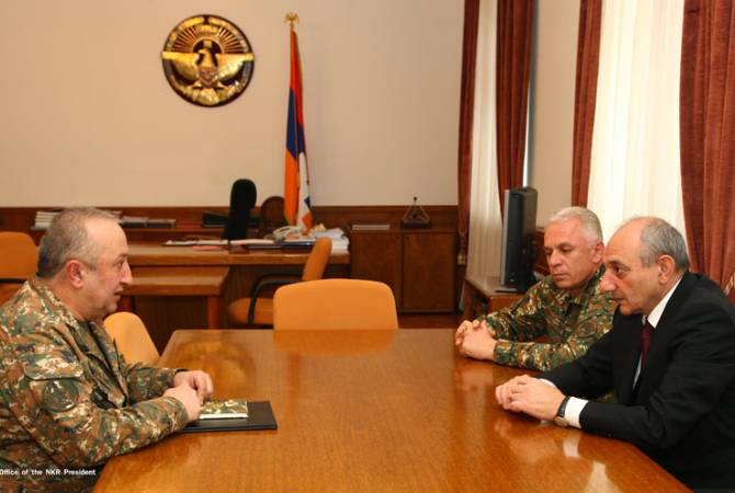 President of Artsakh holds meeting with Chief of General Staff of Armenian Armed Forces