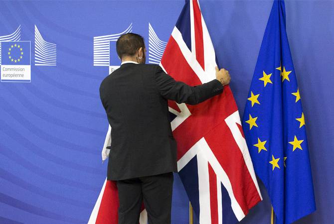 Мэй подтвердила намерение Великобритании покинуть таможенный союз ЕС