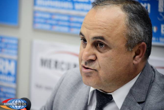 Руководитель Центра оценки и тестирования Ара Испирян освобожден с должности
