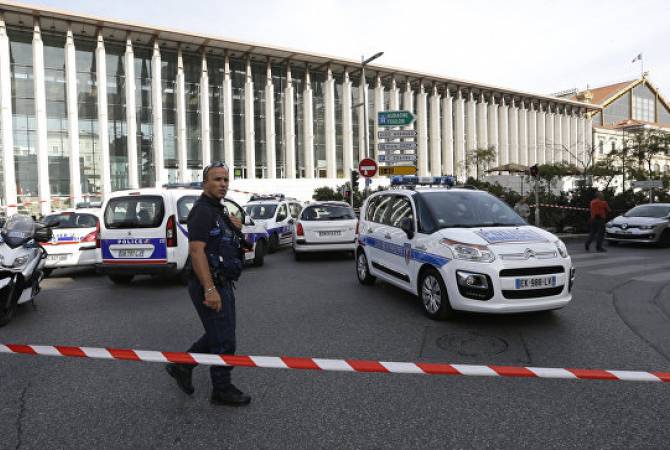 СМИ: в Марселе эвакуировали вокзал