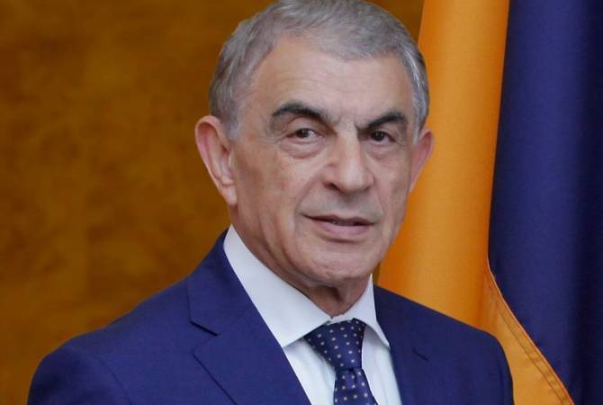 Спикер  НС РА Ара Баблоян поздравил с юбилеем известную армянскую 
благотворительницу Луиз Симон Манукян