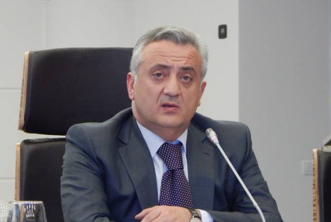 Глава ЦБ опровергает слухи о большом оттоке капитала из Армении

