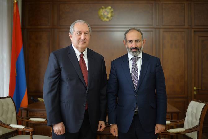 Президент и премьер-министр Армении посетят Грузию