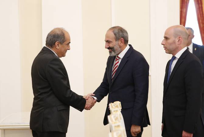 Премьер-министр Армении принял делегацию во главе председателя Палаты 
представителей Республики Кипр

