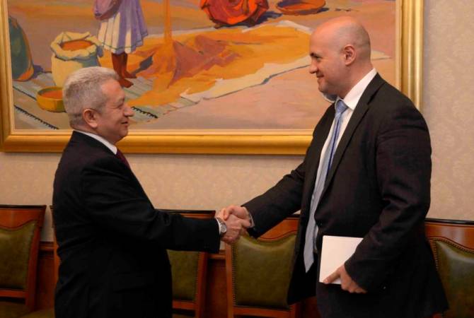Finance minister holds meeting with Head of EBRD Armenia Office
