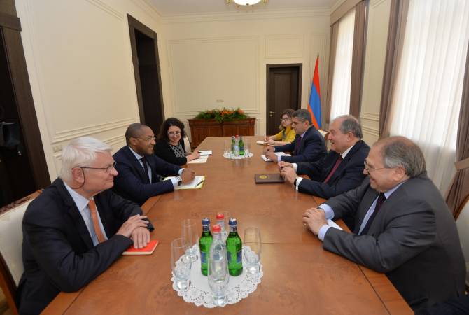 Президент Армении принял директора офиса генерального секретаря Международной 
организации Франкофонии

